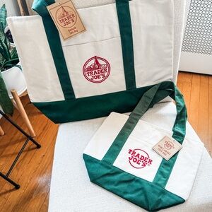 Green and White Canvas Tote Bag Set (mini tote & large tote)